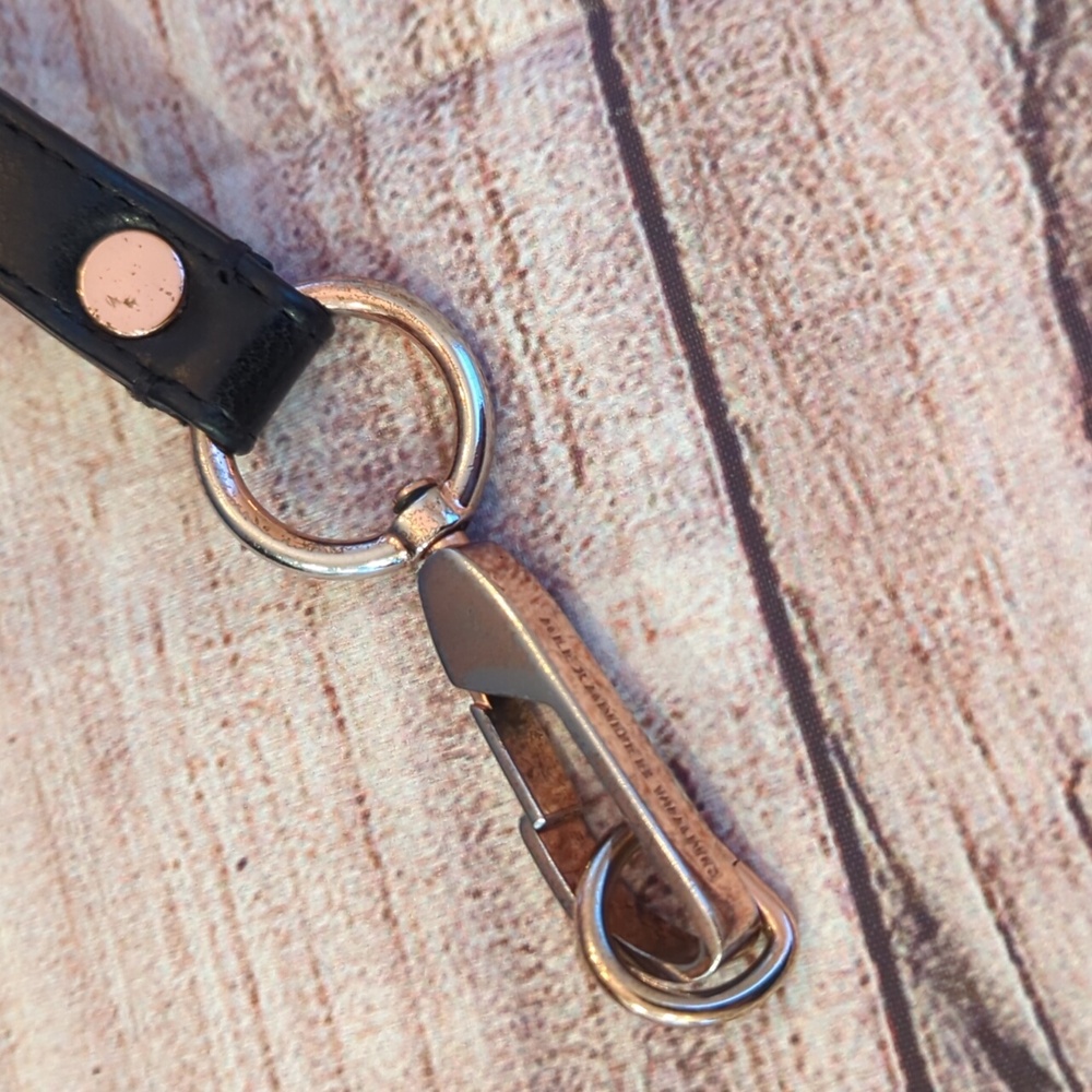 Alexander Wang Fumo Wallet Wrislet Strap Black Leather Rose Gold Hardware - Picture 3 of 10